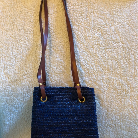 Navy Purse - Picture 5 of 6